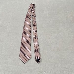 Burberry men’s tie - new with tags